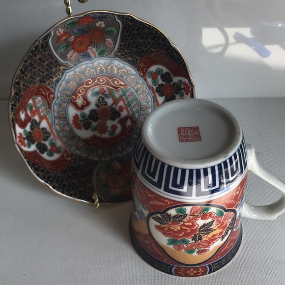Otigari Cup and Saucer - Picture 5 of 6
